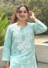 Women's Rayon Hand embroidered Chikankari Kurta
